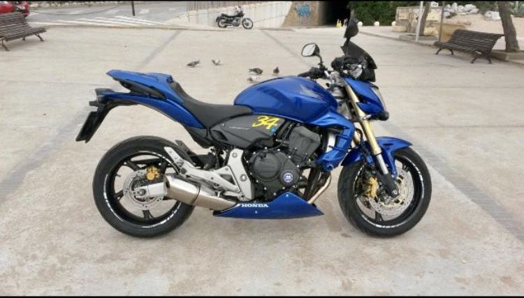 Escopas Honda Hornet 600 R con corte - Imagen 4